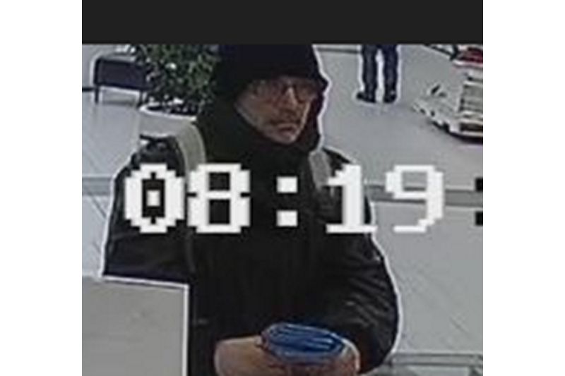 Vol au Carrefour de l’Estrie : la police recherche un suspect